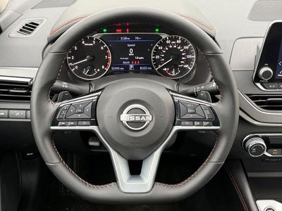 2025 Nissan Altima SR FWD