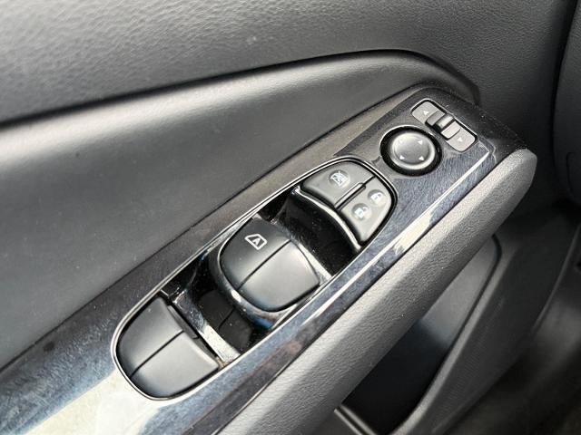 2025 Nissan Altima SR FWD