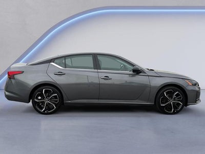 2025 Nissan Altima SR FWD