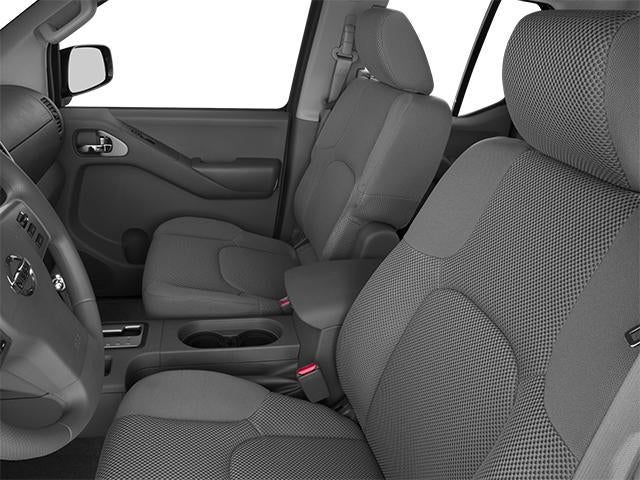 2014 Nissan Frontier 4WD Crew Cab SWB Manual S