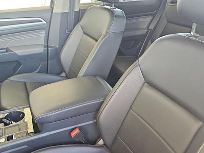 2023 Volkswagen Atlas 3.6L V6 SE w/Technology FWD
