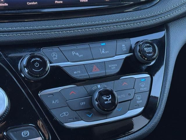 2024 Chrysler Pacifica Touring L FWD