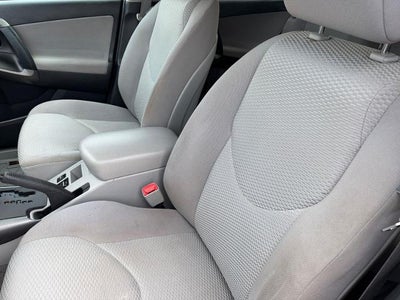 2011 Toyota RAV4 4WD 4dr 4-cyl 4-Spd AT (Natl)