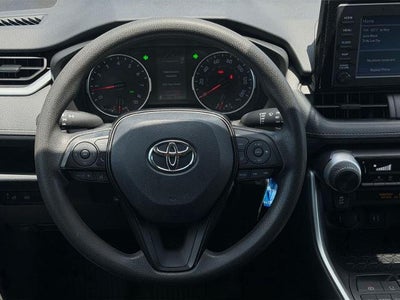 2019 Toyota RAV4 LE FWD (GS)