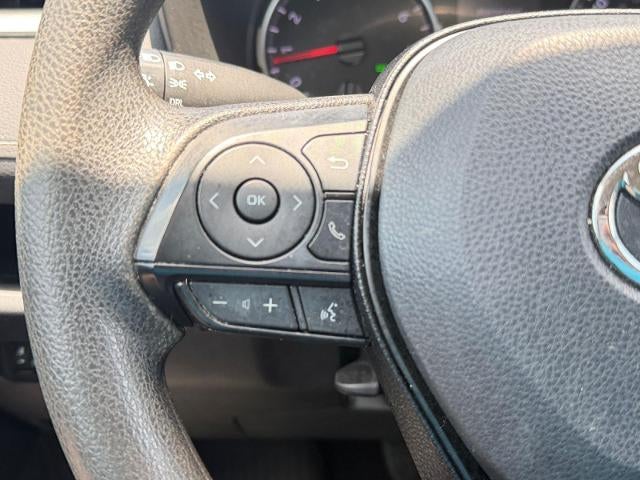 2019 Toyota RAV4 LE FWD (GS)