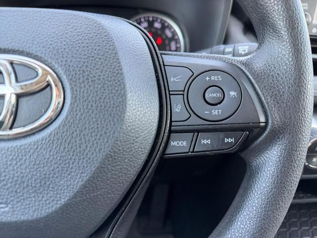 2022 Toyota RAV4 XLE FWD (GS)