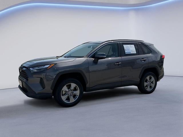 2022 Toyota RAV4 XLE FWD (GS)