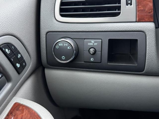 2008 Chevrolet Avalanche 2WD Crew Cab LTZ