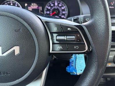 2024 Kia Forte LXS IVT