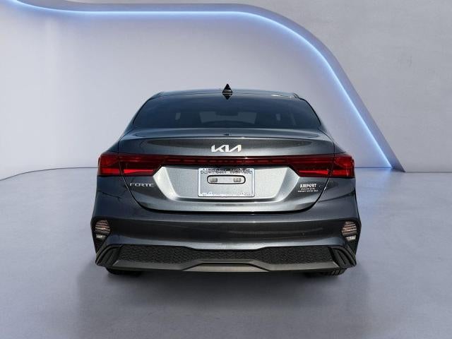 2024 Kia Forte LXS IVT