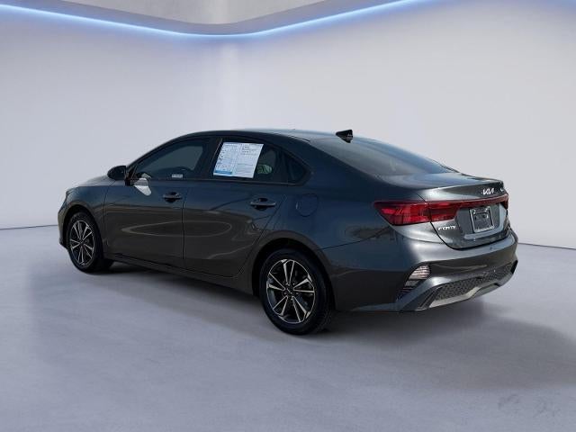 2024 Kia Forte LXS IVT