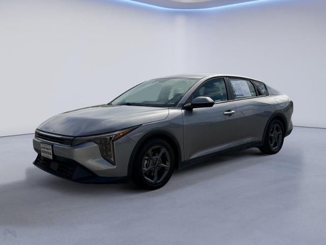 2025 Kia K4 LXS FWD