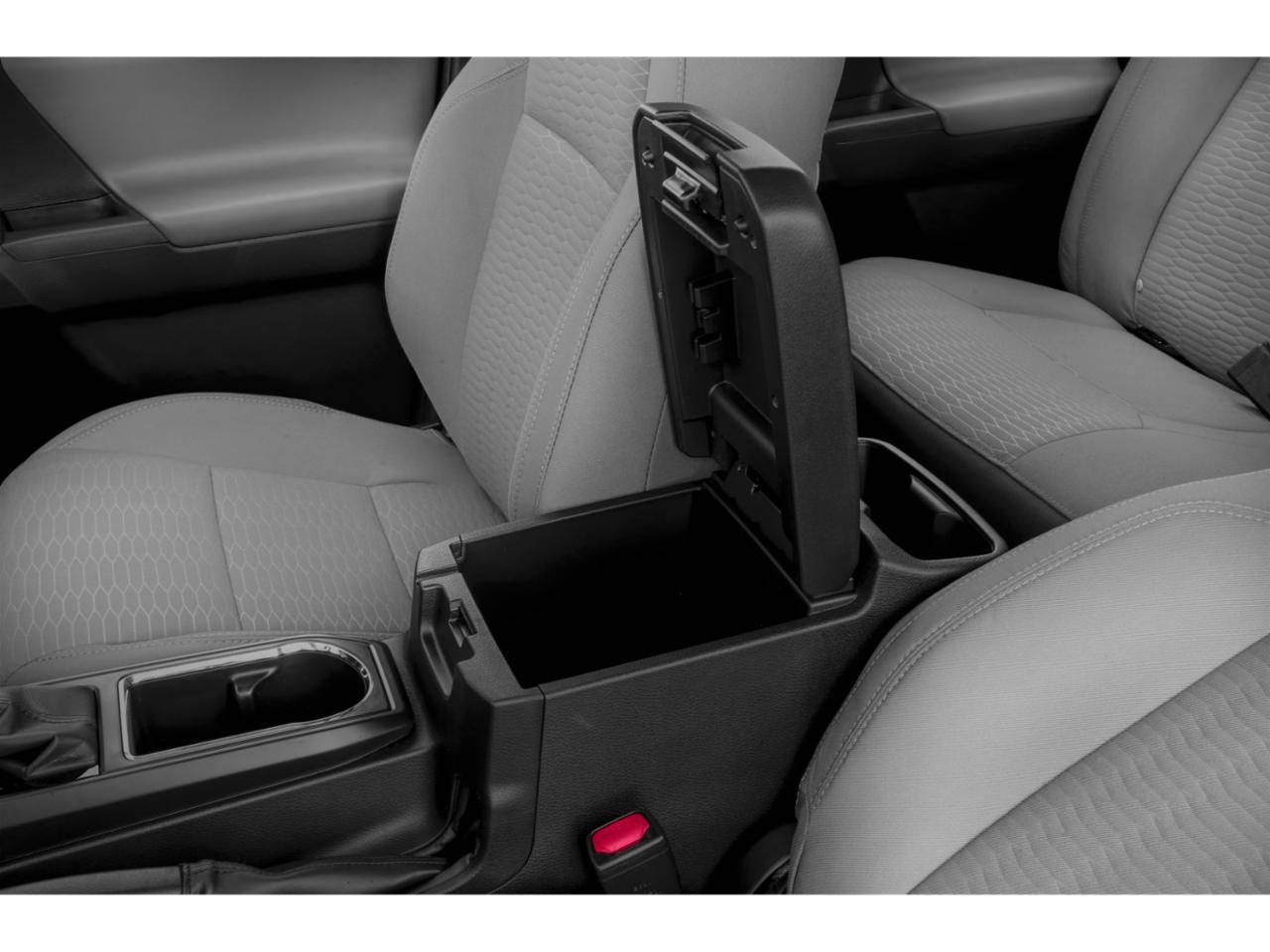2019 Toyota Tacoma 2WD 2WD SR5 Double Cab 6' Bed V6 AT (GS)