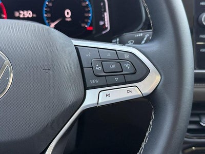 2022 Volkswagen Taos SEL 4MOTION