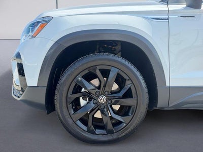 2022 Volkswagen Taos SEL 4MOTION