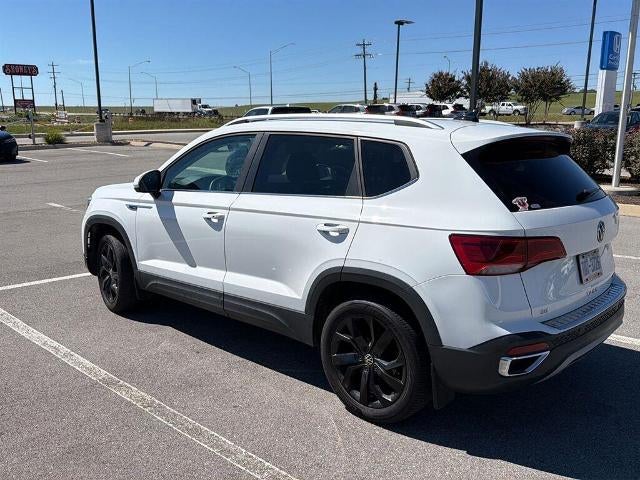 2022 Volkswagen Taos SE 4MOTION