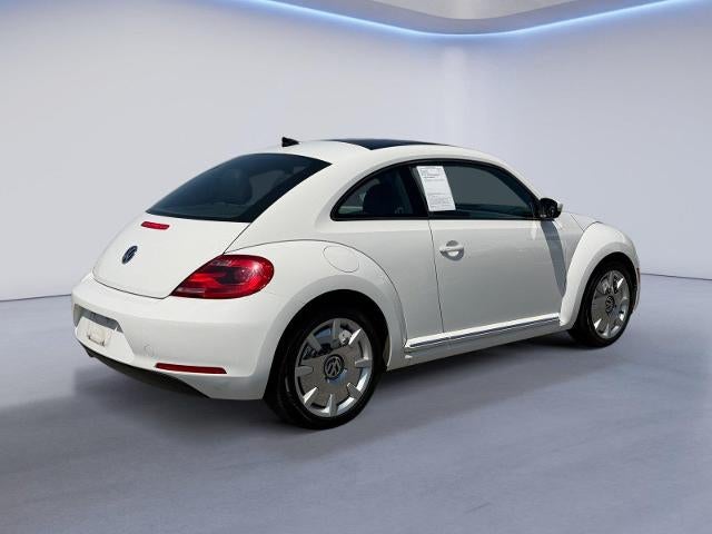 2014 Volkswagen Beetle 2dr Auto 2.5L PZEV *Ltd Avail*