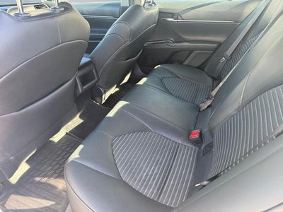 2018 Toyota Camry SE Auto (Natl)