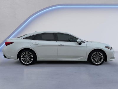 2019 Toyota Avalon Limited (Natl)