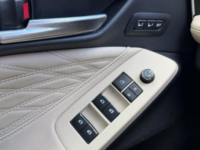 2019 Toyota Avalon Limited (Natl)