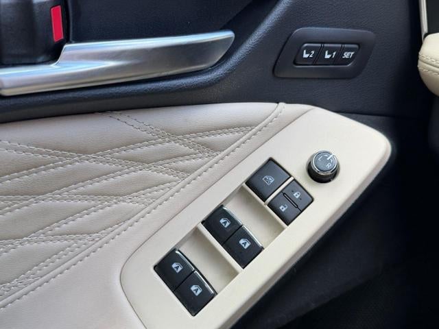 2019 Toyota Avalon Limited (Natl)