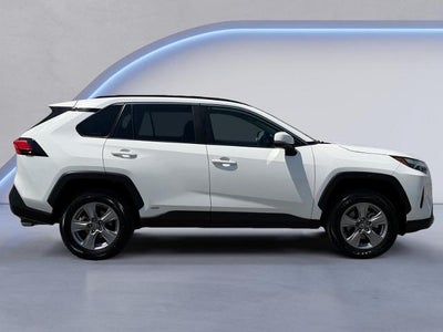 2025 Toyota RAV4 Hybrid XLE AWD (Natl)