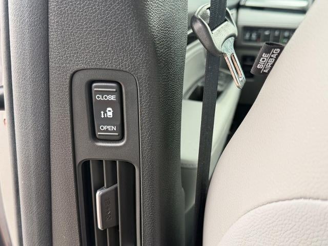 2024 Honda Odyssey Touring Auto