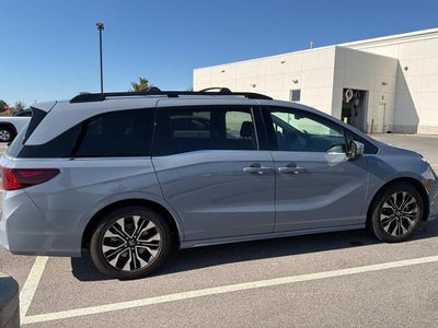 2025 Honda Odyssey Elite Auto