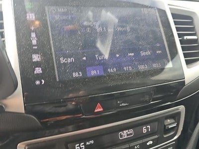 2016 Honda Pilot AWD Touring with DVD Rear Entertainment System and Navigation