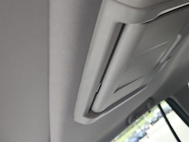 2016 Honda Pilot AWD Touring with DVD Rear Entertainment System and Navigation