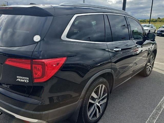 2016 Honda Pilot AWD Touring with DVD Rear Entertainment System and Navigation