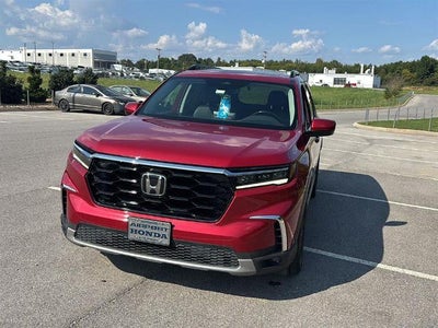 2023 Honda Pilot Touring AWD