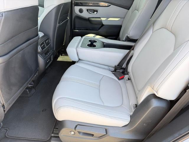 2023 Honda Pilot Touring 2WD