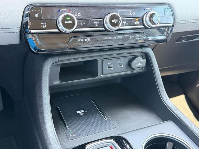 2023 Honda Pilot Touring 2WD