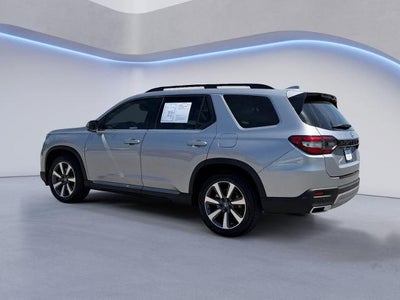 2023 Honda Pilot Touring 2WD