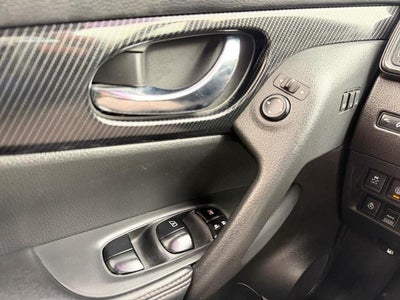 2017 Nissan Rogue AWD SL