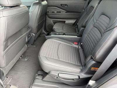 2024 Nissan Pathfinder Rock Creek 4WD