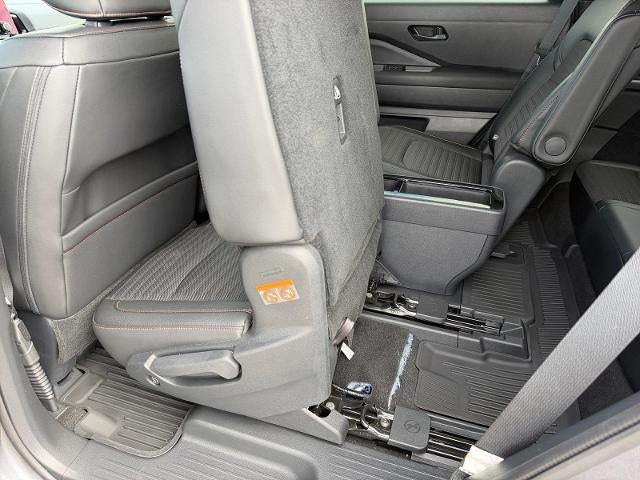 2024 Nissan Pathfinder Rock Creek 4WD