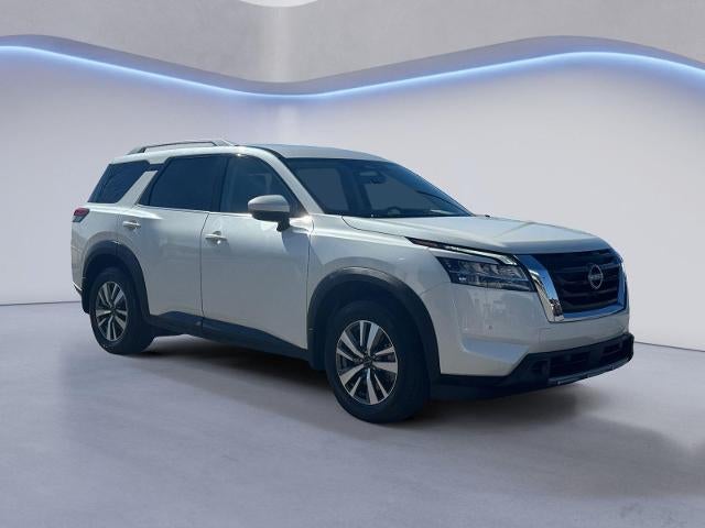 2023 Nissan Pathfinder SL 2WD