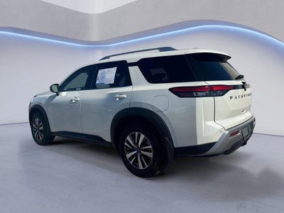 2023 Nissan Pathfinder SL 2WD