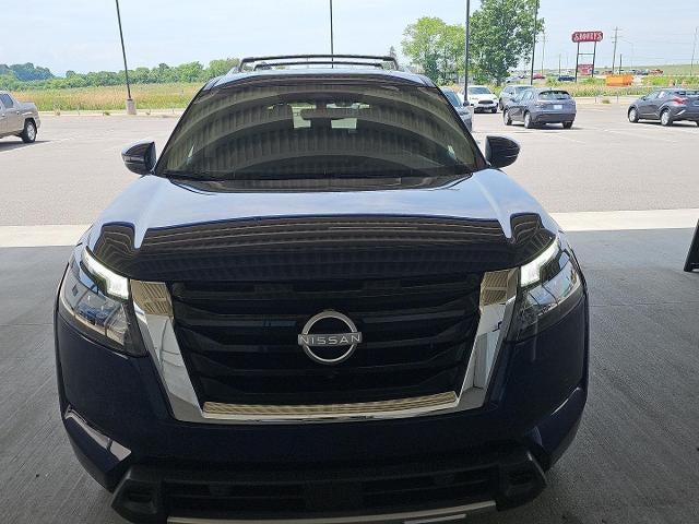 2025 Nissan Pathfinder SL 2WD