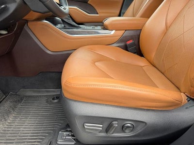 2022 Toyota Highlander Hybrid Platinum AWD (Natl)