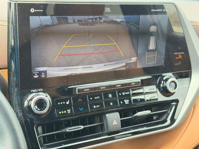 2022 Toyota Highlander Hybrid Platinum AWD (Natl)