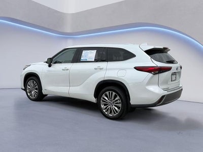 2022 Toyota Highlander Hybrid Platinum AWD (Natl)
