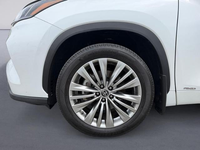 2022 Toyota Highlander Hybrid Platinum AWD (Natl)