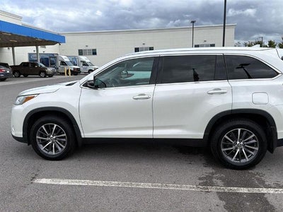 2019 Toyota Highlander XLE V6 AWD (Natl)