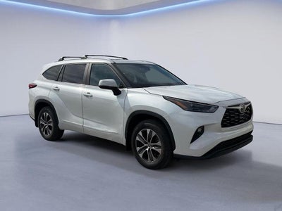 2023 Toyota Highlander XLE AWD (Natl)