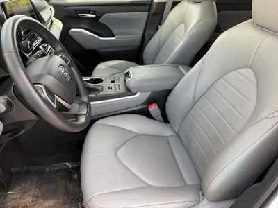 2023 Toyota Highlander XLE AWD (Natl)