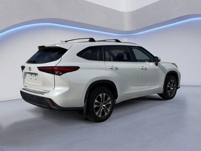 2023 Toyota Highlander XLE AWD (Natl)