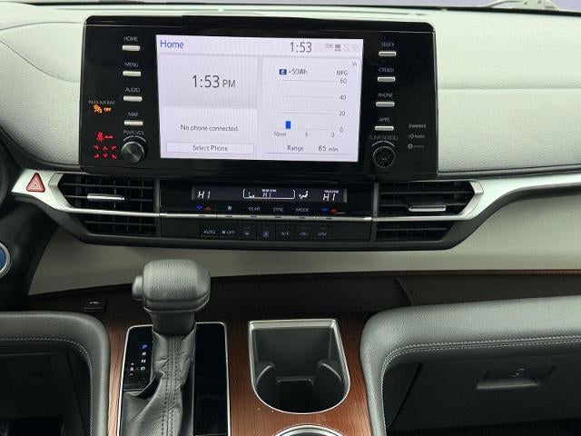 2021 Toyota Sienna LE FWD 8-Passenger (Natl)